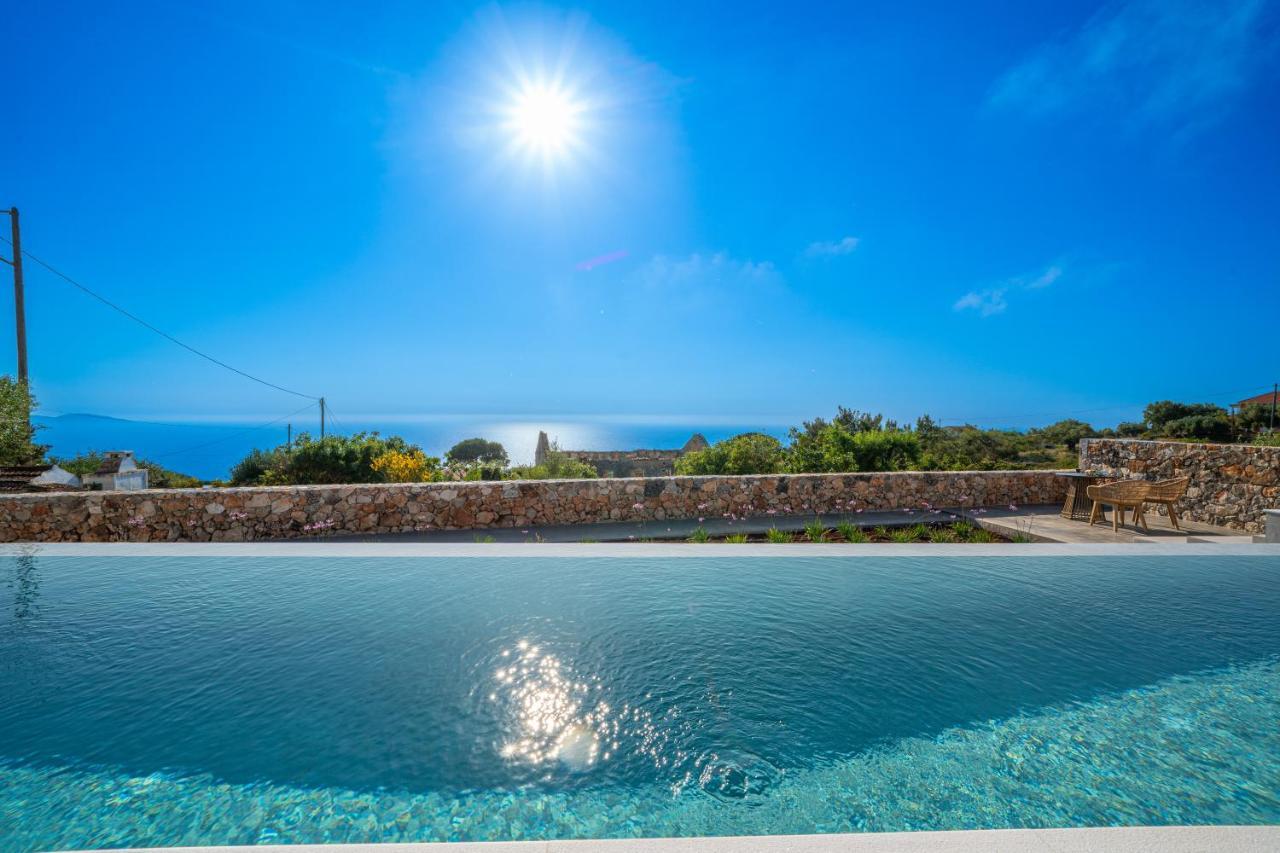 Summer Breeze Villa Tzamarelata 外观 照片