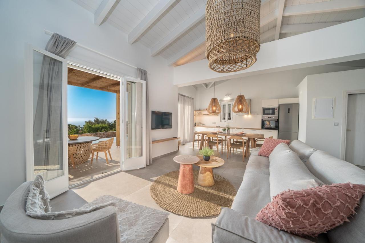 Summer Breeze Villa Tzamarelata 外观 照片
