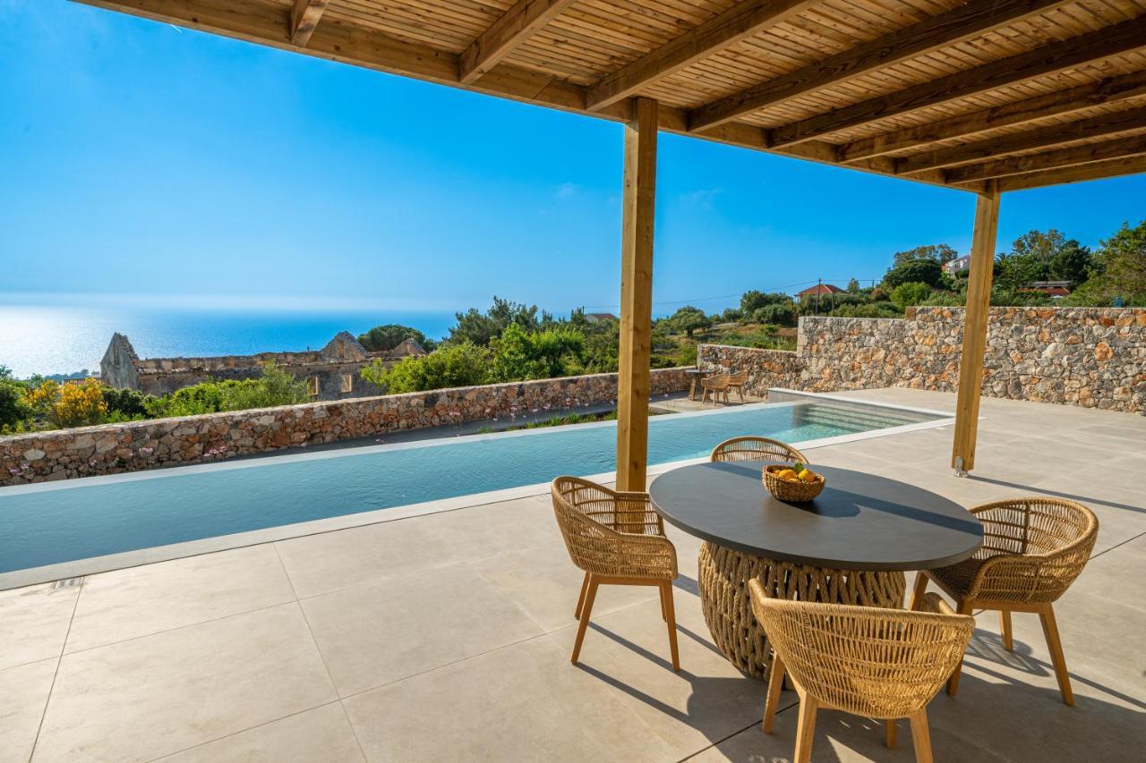 Summer Breeze Villa Tzamarelata 外观 照片
