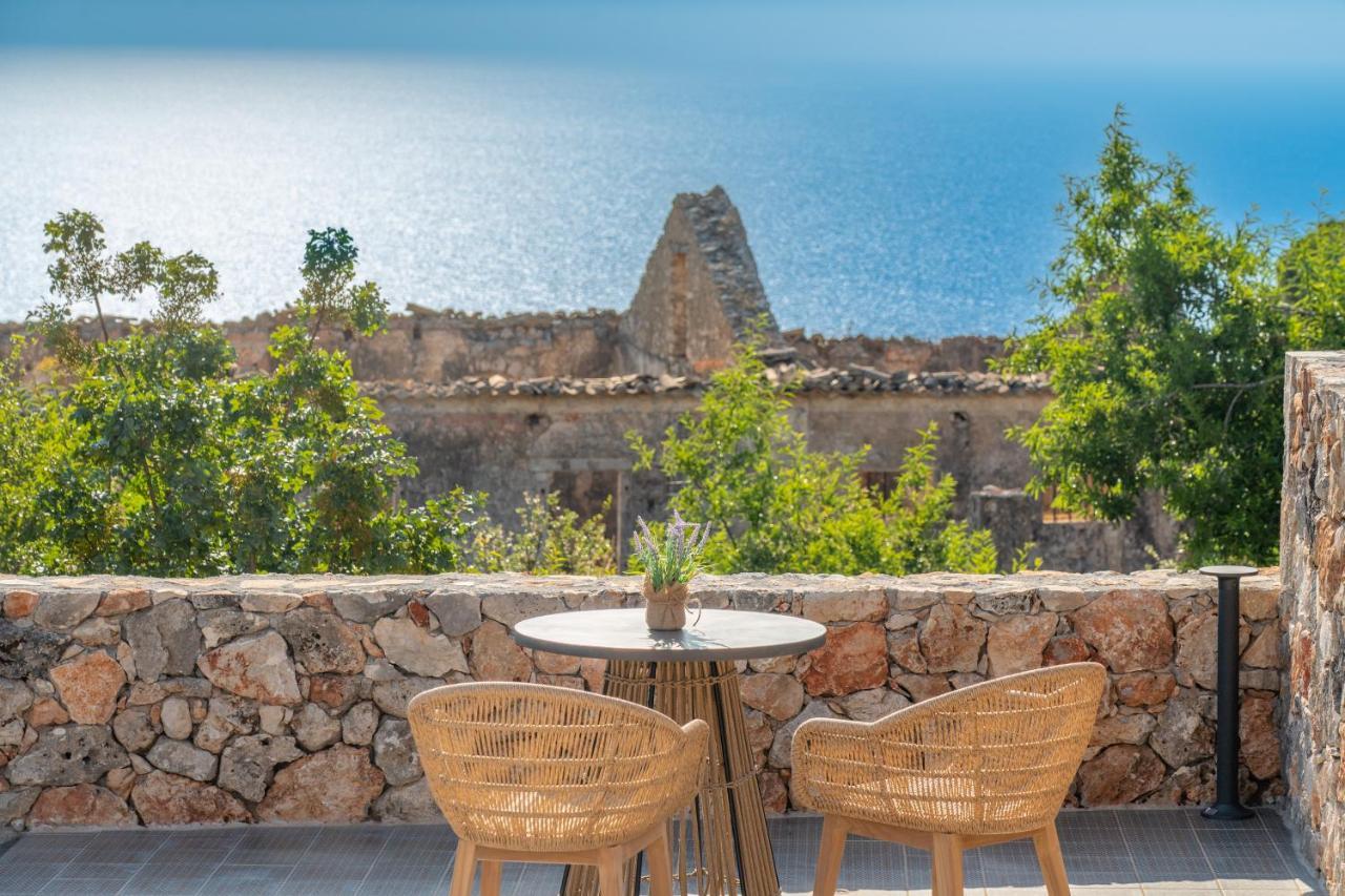 Summer Breeze Villa Tzamarelata 外观 照片