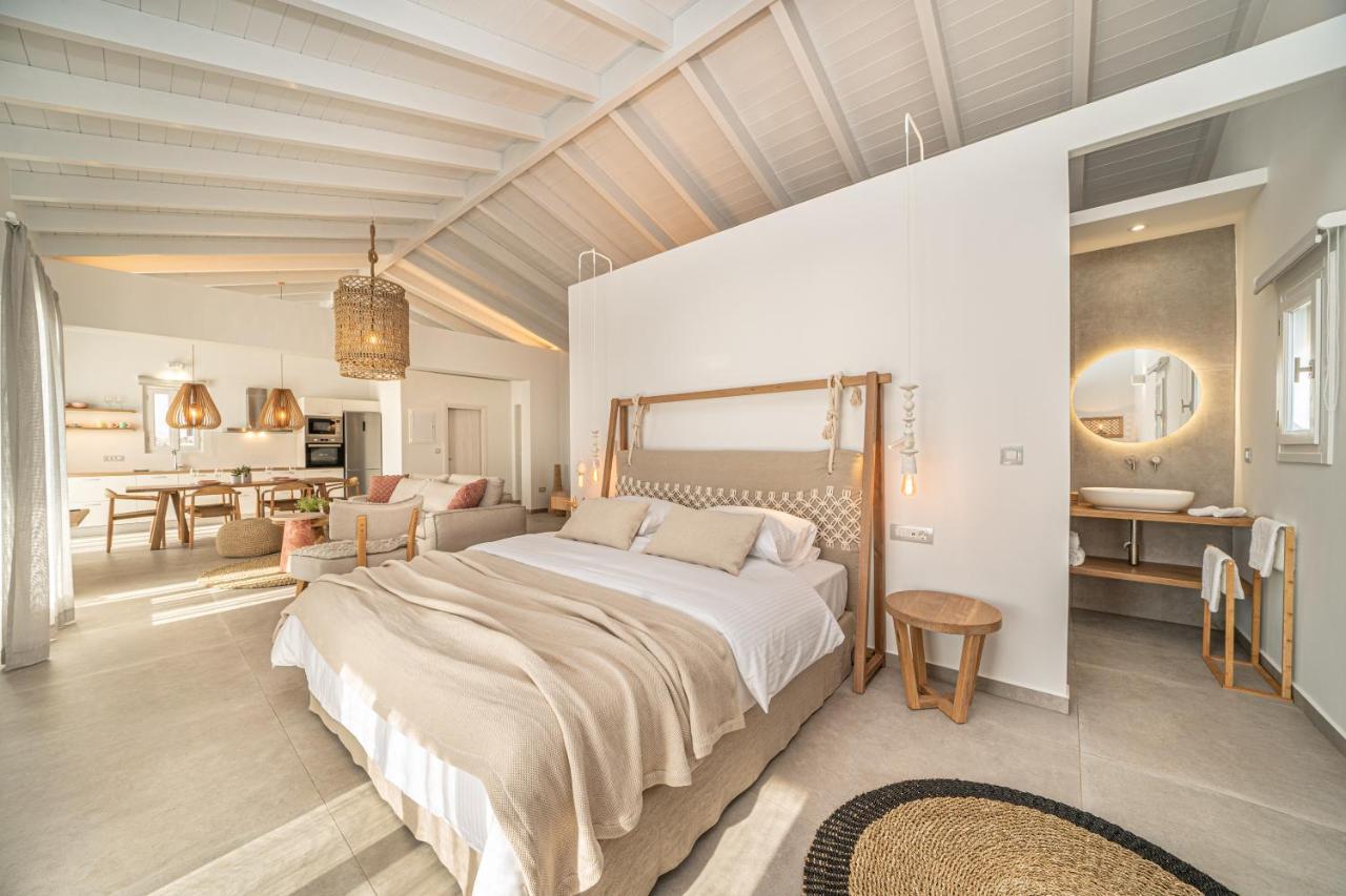 Summer Breeze Villa Tzamarelata 外观 照片