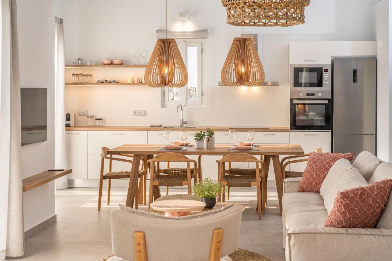 Summer Breeze Villa Tzamarelata 外观 照片